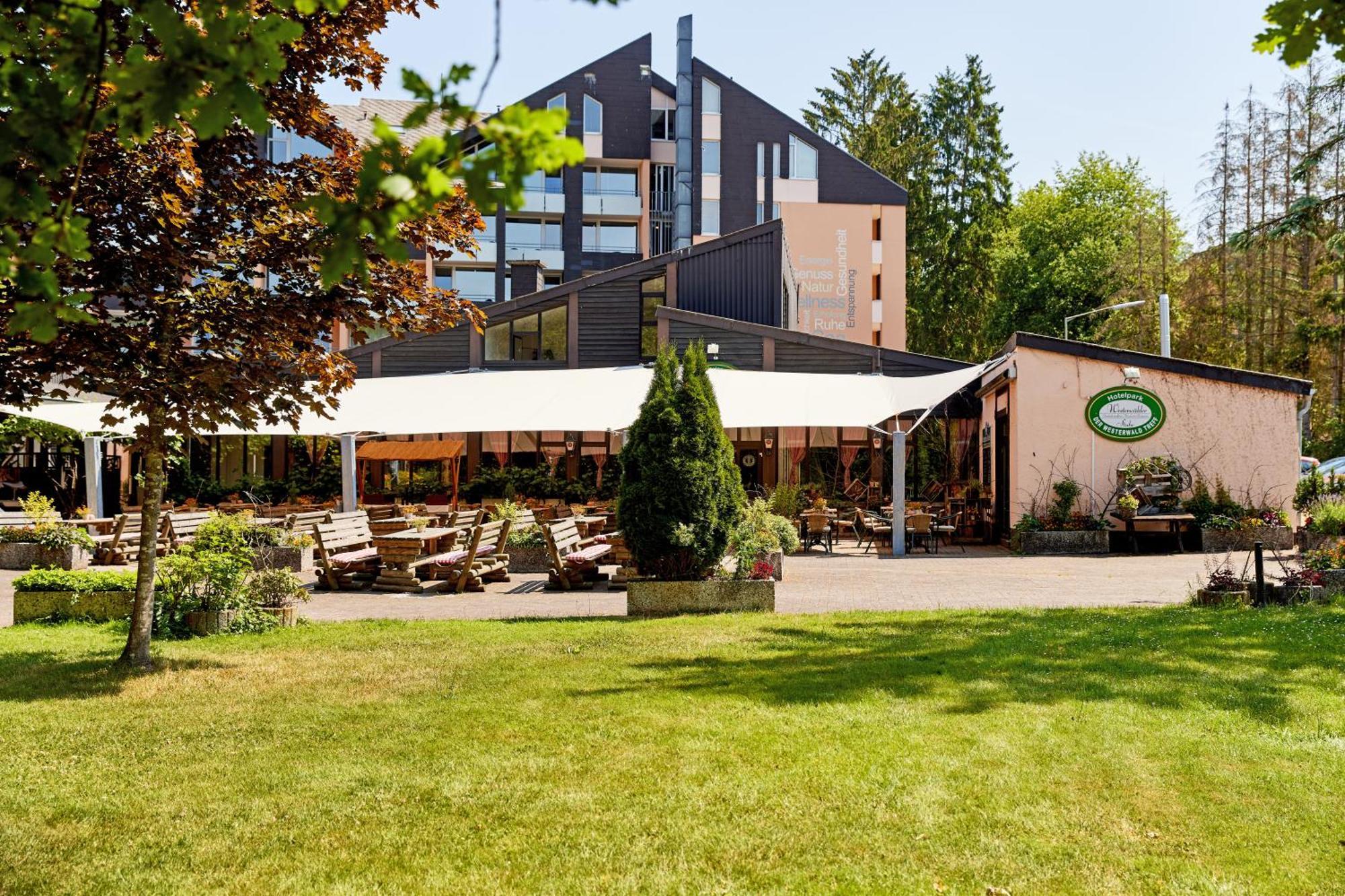 Hotelpark Der Westerwald Treff Oberlahr Exterior foto